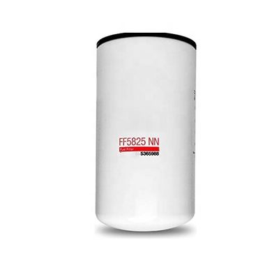 FF5825NN 발굴기 트랙터 연료 필터 차량의 성능을 향상