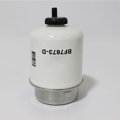 BF7673-D 트럭 엔진 부품 연료 물 분리기 연료 필터 RE503254 26560138 P551423
